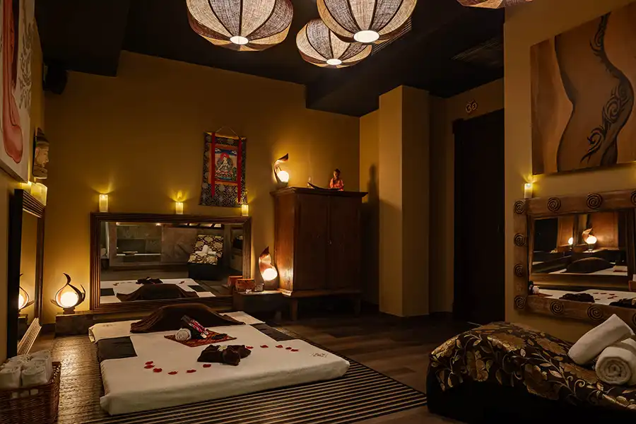 Massage room with tatami at Thai Center Barcelona, workplace for erotic masseuses.